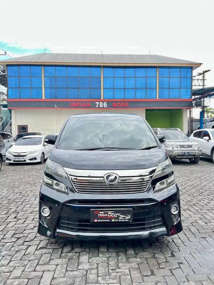 Vellfire ZG A/T Hitam 2014 (Tipe Tertinggi) hrv nx200 innova glc 250