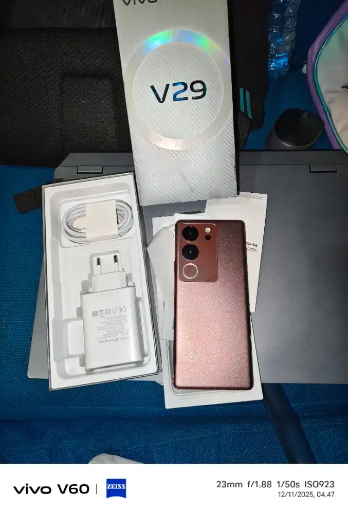 Vivo V29 5G Fullset 12/512 GB / Second
