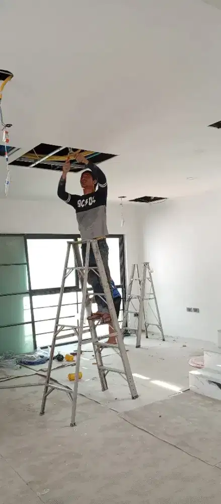 SERVICE AC PERBAIKAN DAN MAINTENANCE