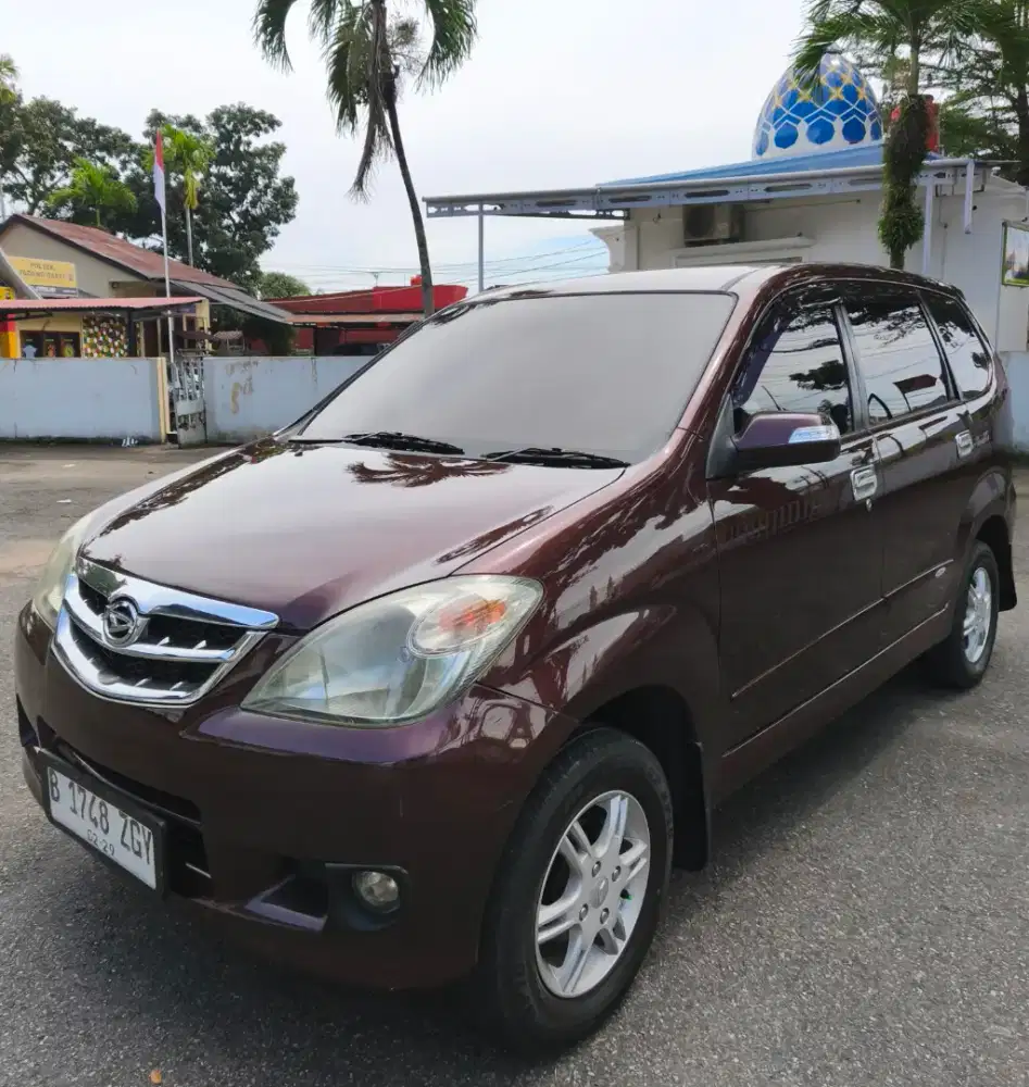 Xenia 1.300 cc Deluxe Xi 2011 Manual Super istimewa