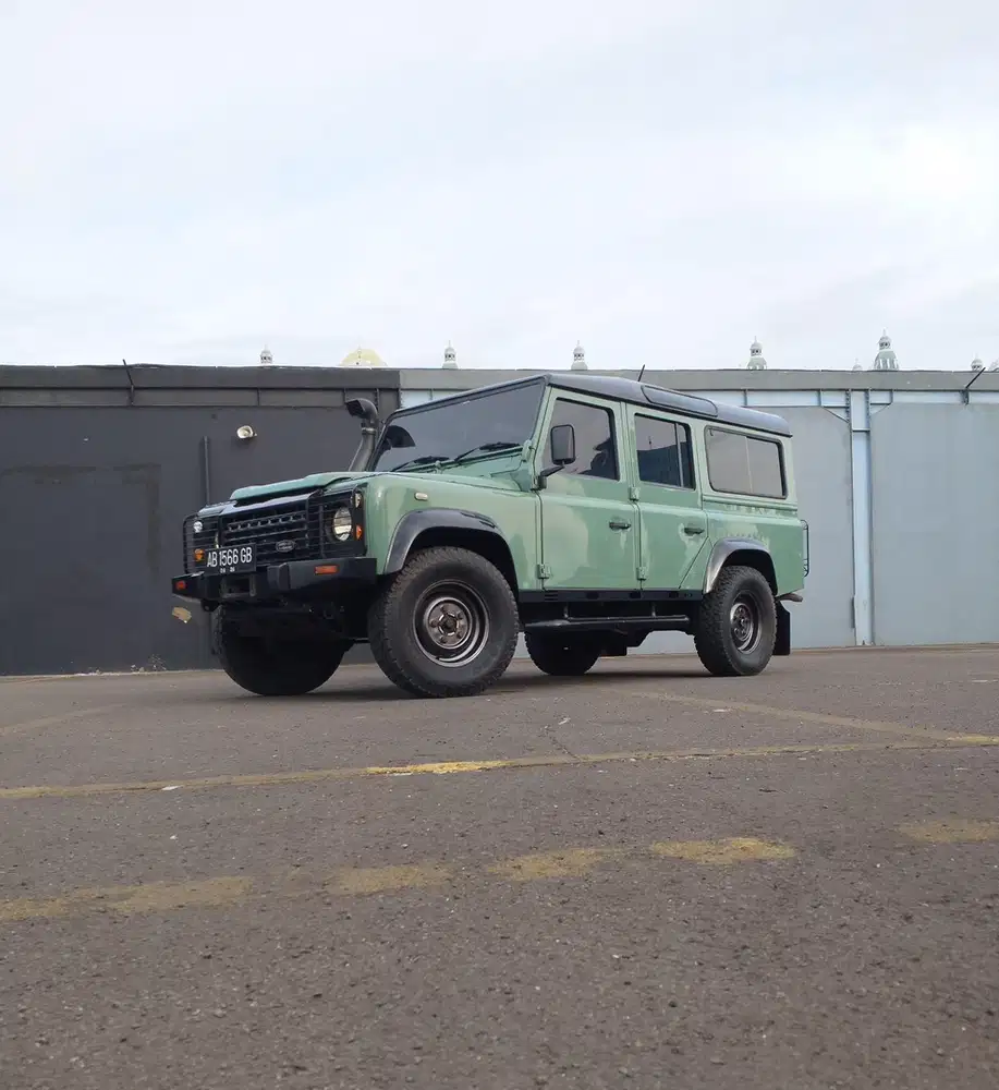 LandRover Defender 110 automatic