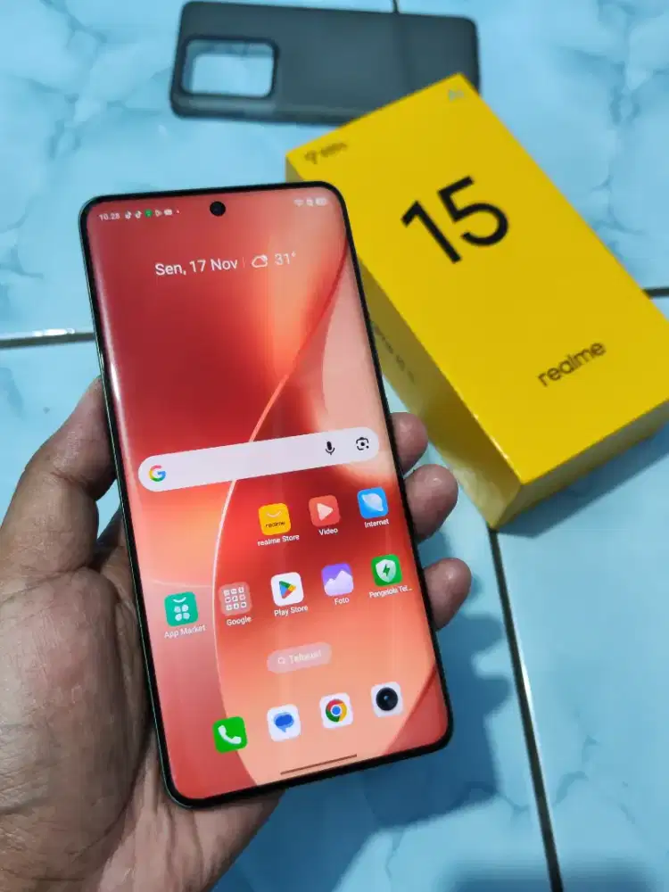 Realme 15 5G (8/128) Batre 7000 MAH , MULUSSSS