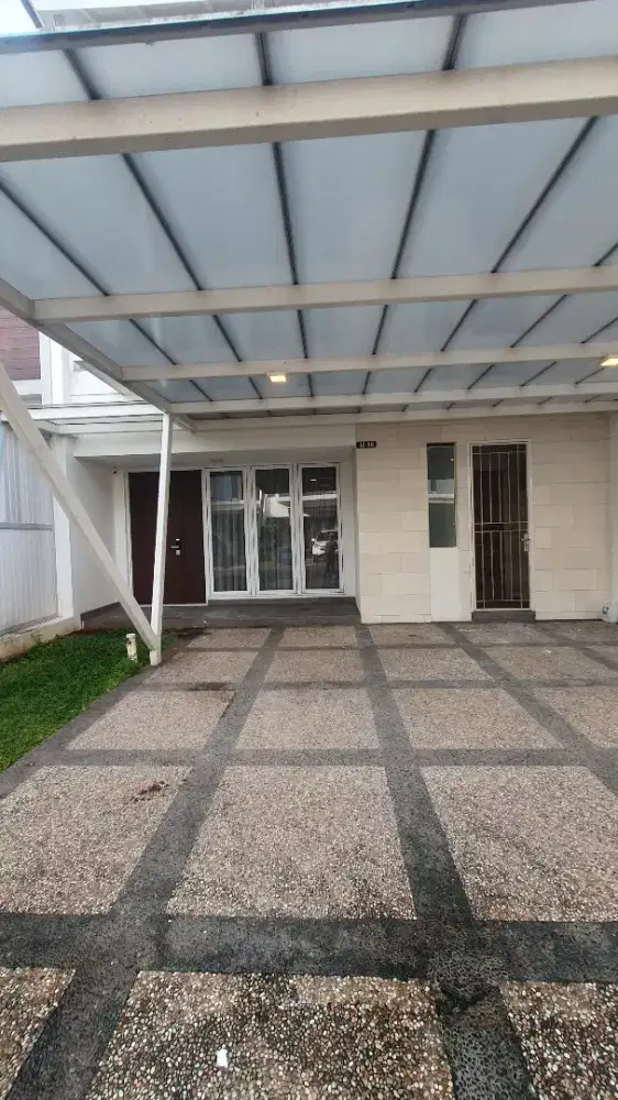 Disewakan rumah 2lantai puri rivera at metland rapi siap pakai