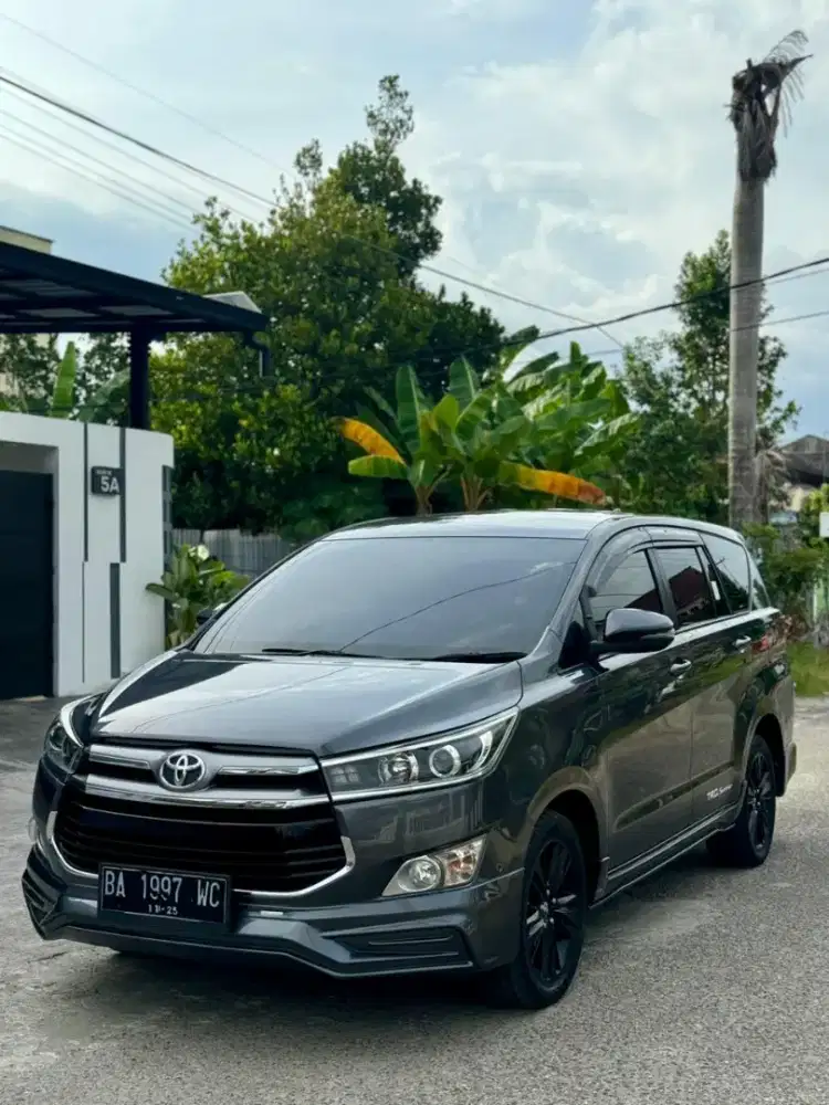Kijang Innova reborn 2020 mulus
