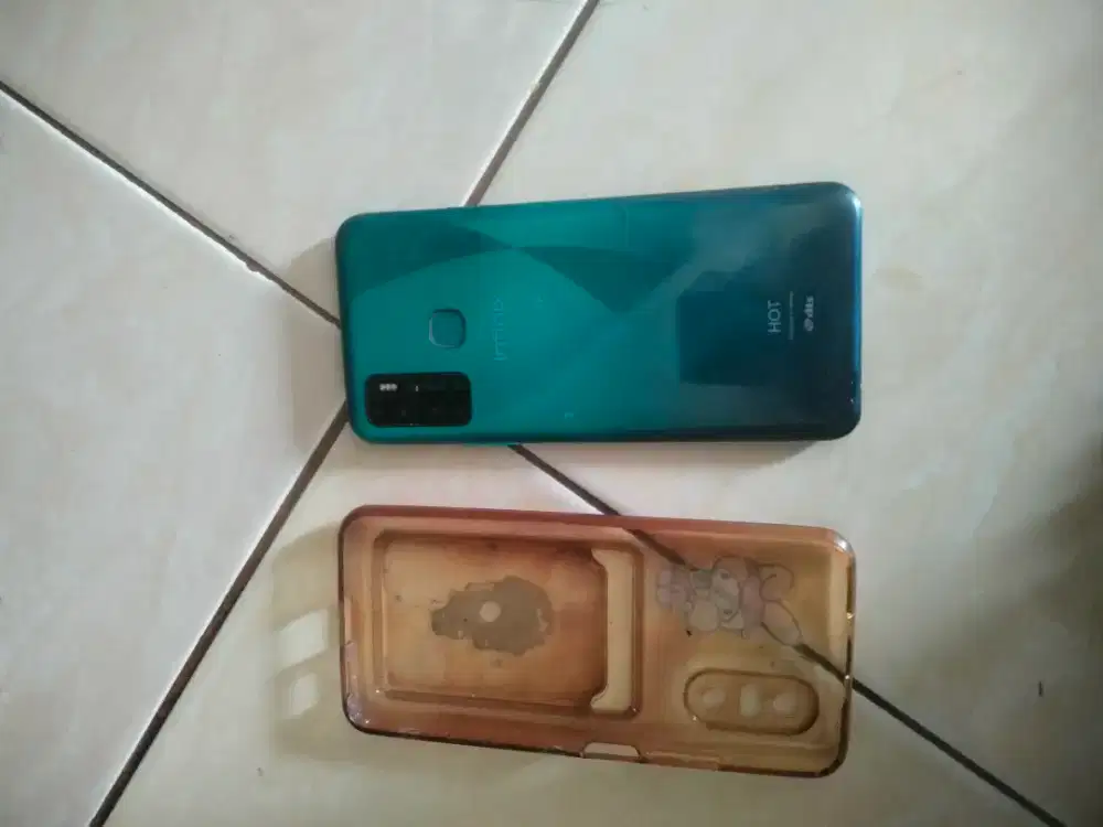 HP Infinix hot 9 ram 4/128 lengkap normal semua no minus bisa nego