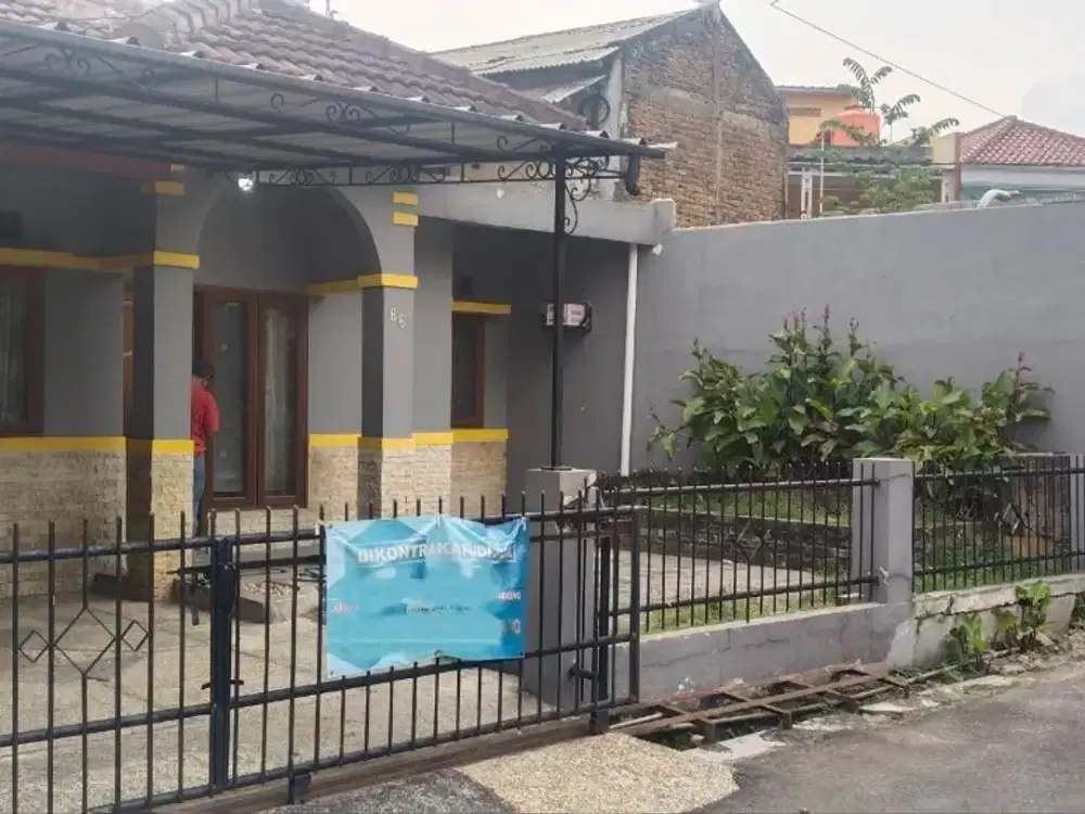 Dijual rumah Luas Siap Huni Hitung Tanah Jarang Ada Antapani Kota Bandung