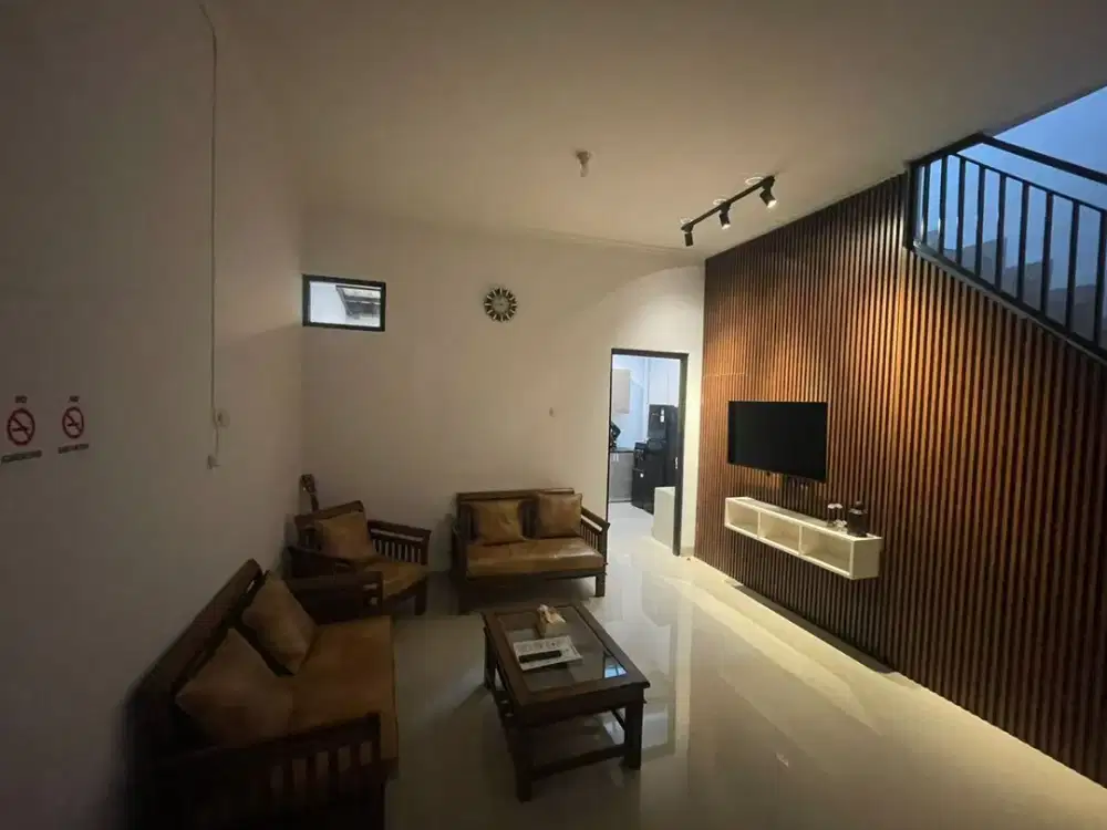 Beli Jamin Untung Over Kredit rumah Cantik 2LT dgn Interior Cluster Katapang