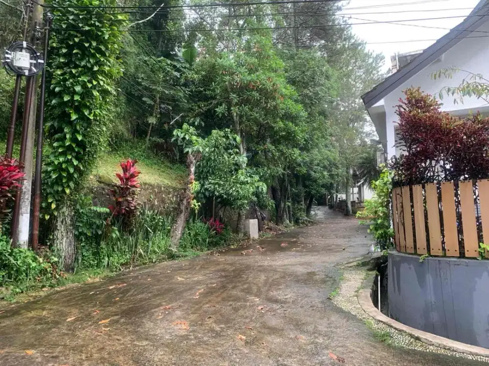 HITUNG TANAH RUMAH SAYAP CIKUTRA SUASANA NYAMAN ASRI DEKAT DAGO