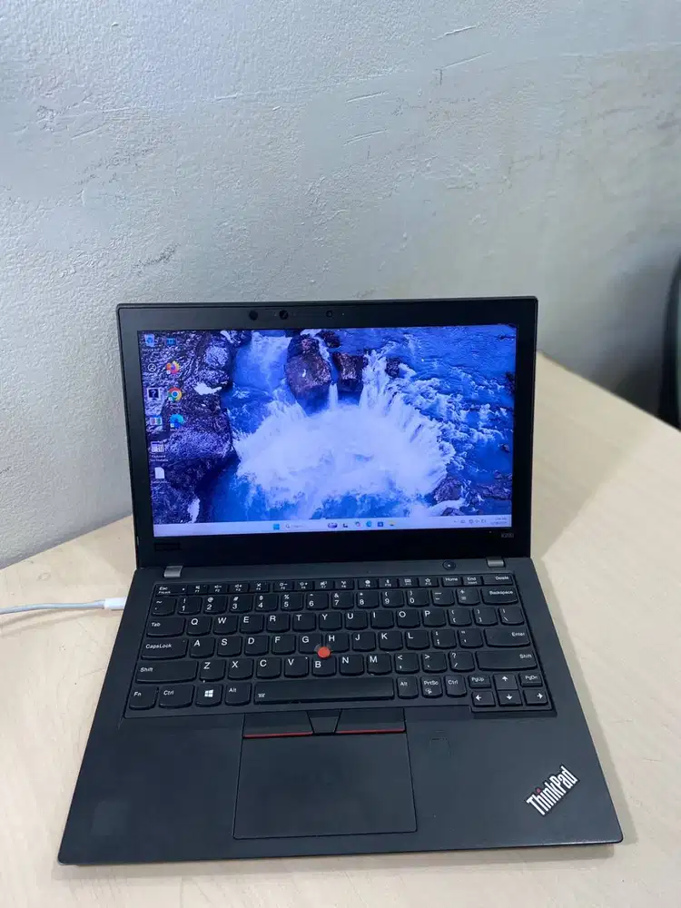 LAPTOP LENOVO X280 INTEL CORE i5 RAM 16GB SSD 2566GB DL-EC