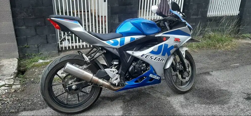 Dijual murah Motor Suzuki GSX 150 Firing th. 2020 Original