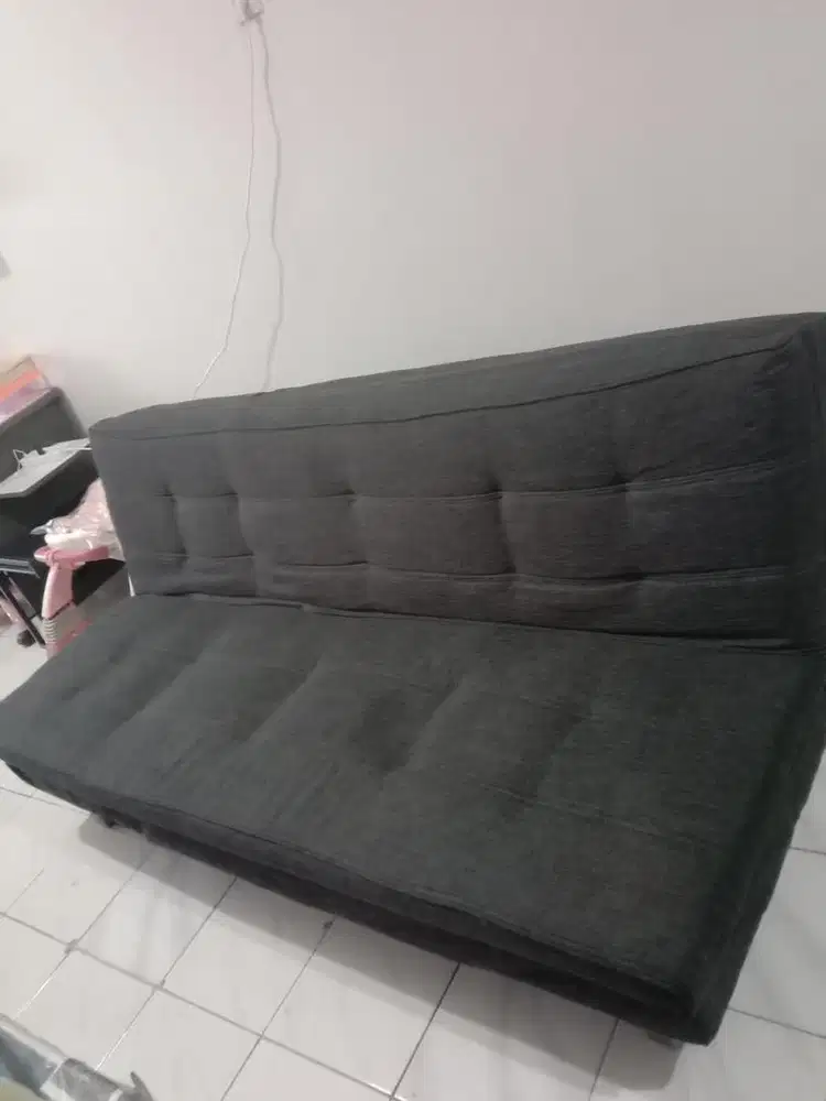 Sofa lipat informa