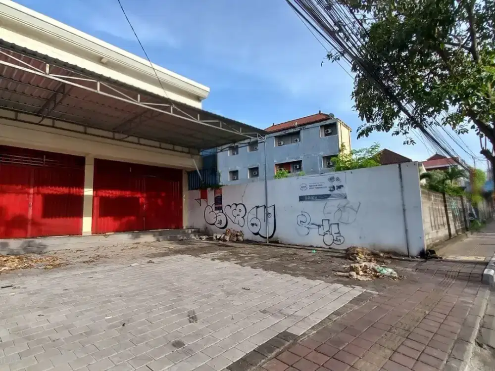 Bangunan Usaha 2 Lantai Lokasi Bagus Disewakan, di Denpasar Barat Area