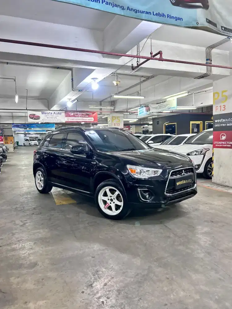 Low KM Mitsubishi Outlander GLS AT 2014 Matic Terawat 2015