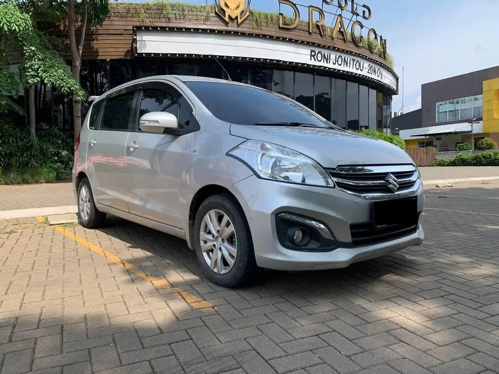 SUZUKI ERTIGA GX AT 2017 SILVER KM 98RB