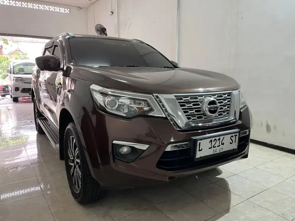 Nissan Terra VL 2.5 A/T Km 69 rb Istimewa