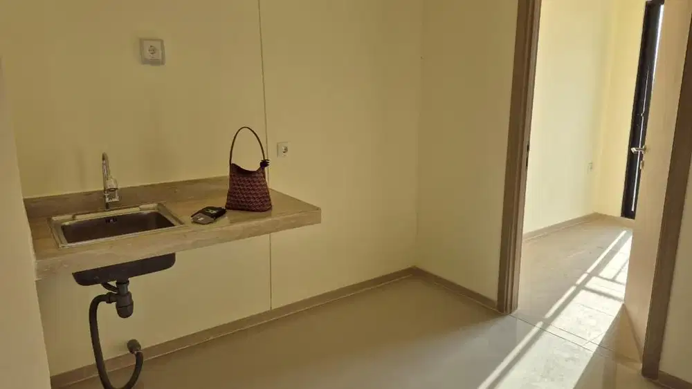 Jual apartemen meikarta semi furnish 82 meter 4 br 2 km direct owner