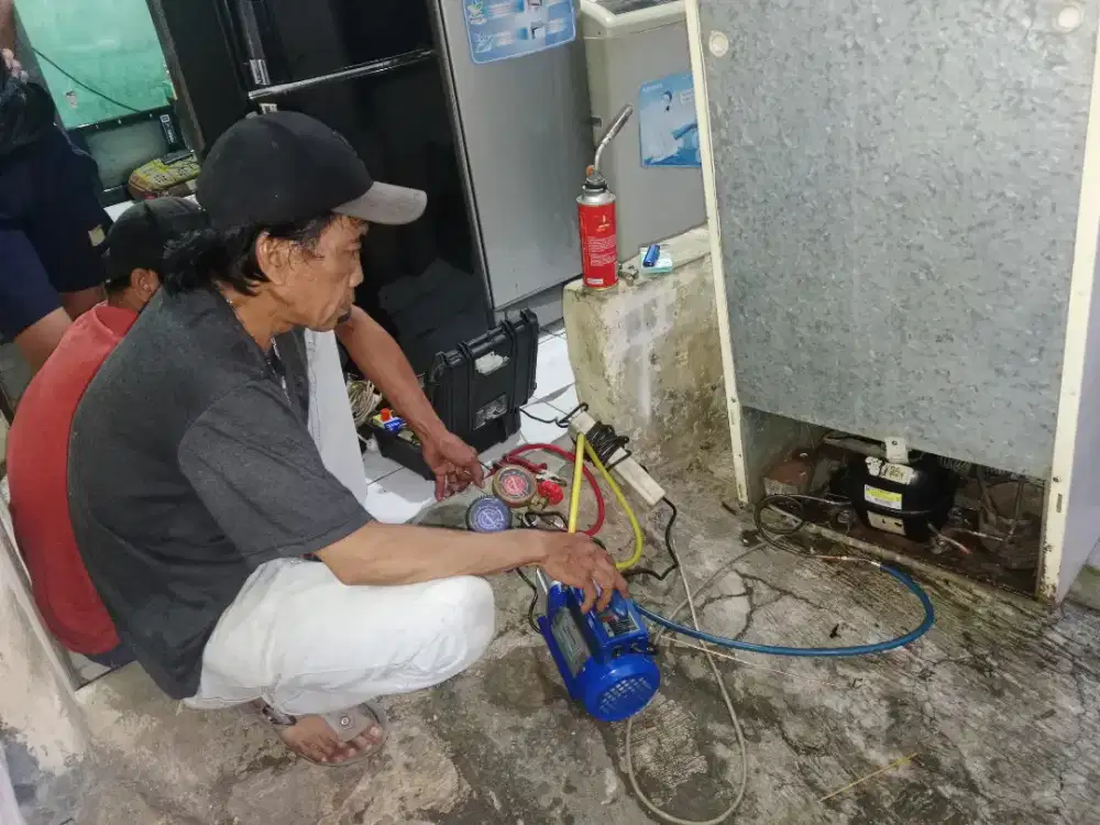 Jasa service panggilan.