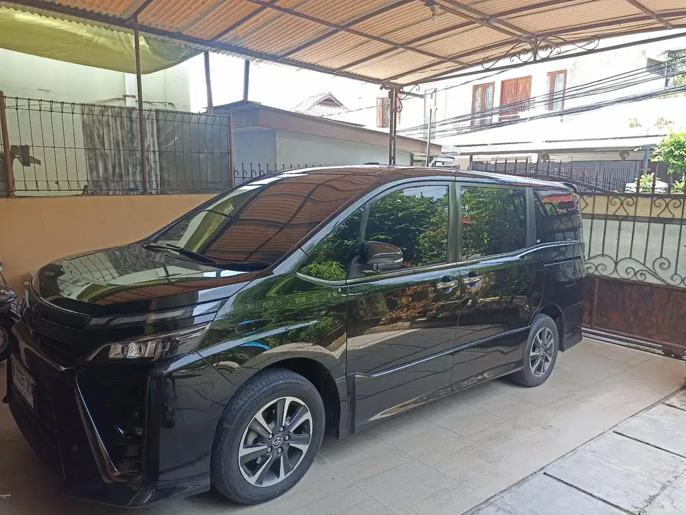 Toyota Voxy 2020 Bensin