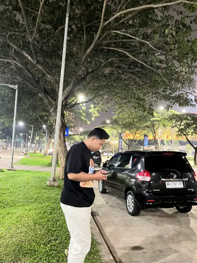 MENCARI KERJAAN DRIVER PRIBADI