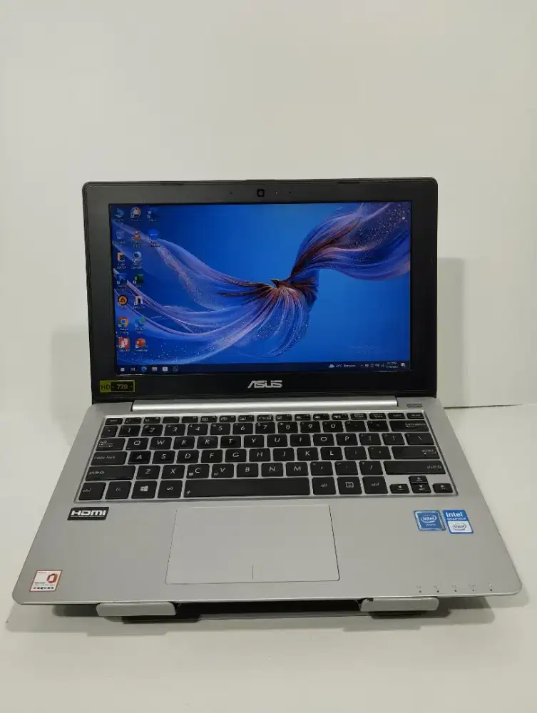 LAPTOP ASUS X201E
