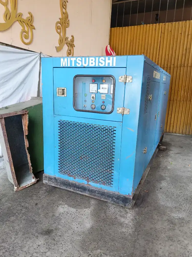 JUAL GENSET SILENT MITSUBISHI 110 KVA BEKAS KAFE MURAH