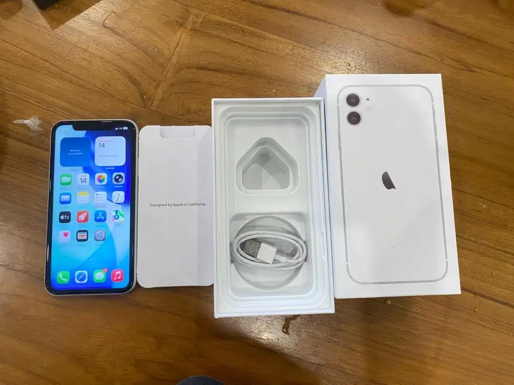 iPhone 11 fullset 128 GB bea cukai white