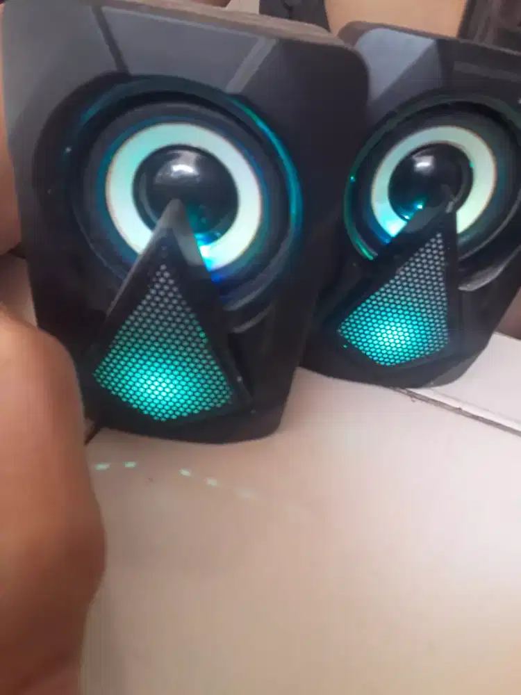 speaker Komputer pc kecil kabel