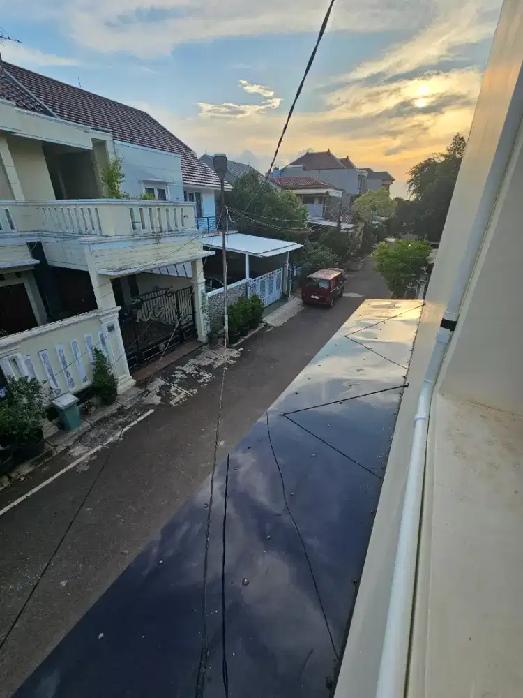 Kontrakan area pondok kelapa di kav.marinir dekat billymoon