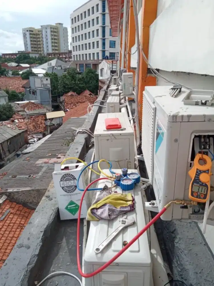 Jasa service AC panggilan bongkar pasang AC perbaikan AC tidak dingin
