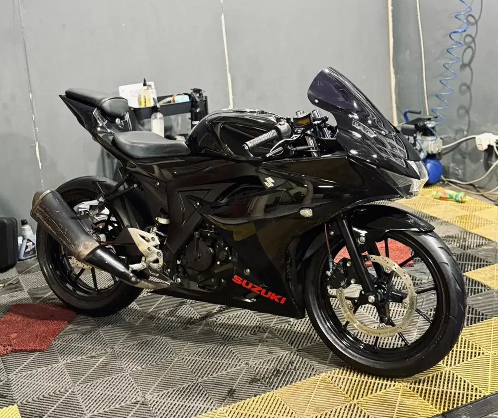 Suzuki GSX - R150 2019 keyless