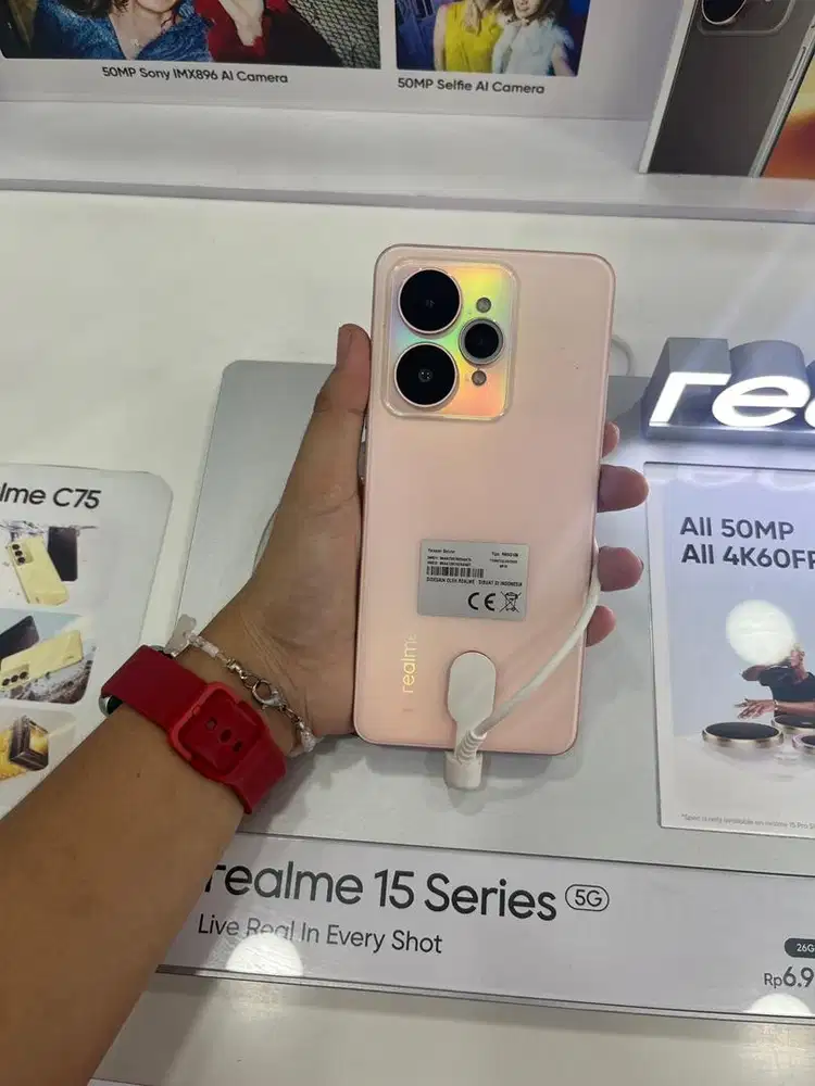 Kredit Realme 15
