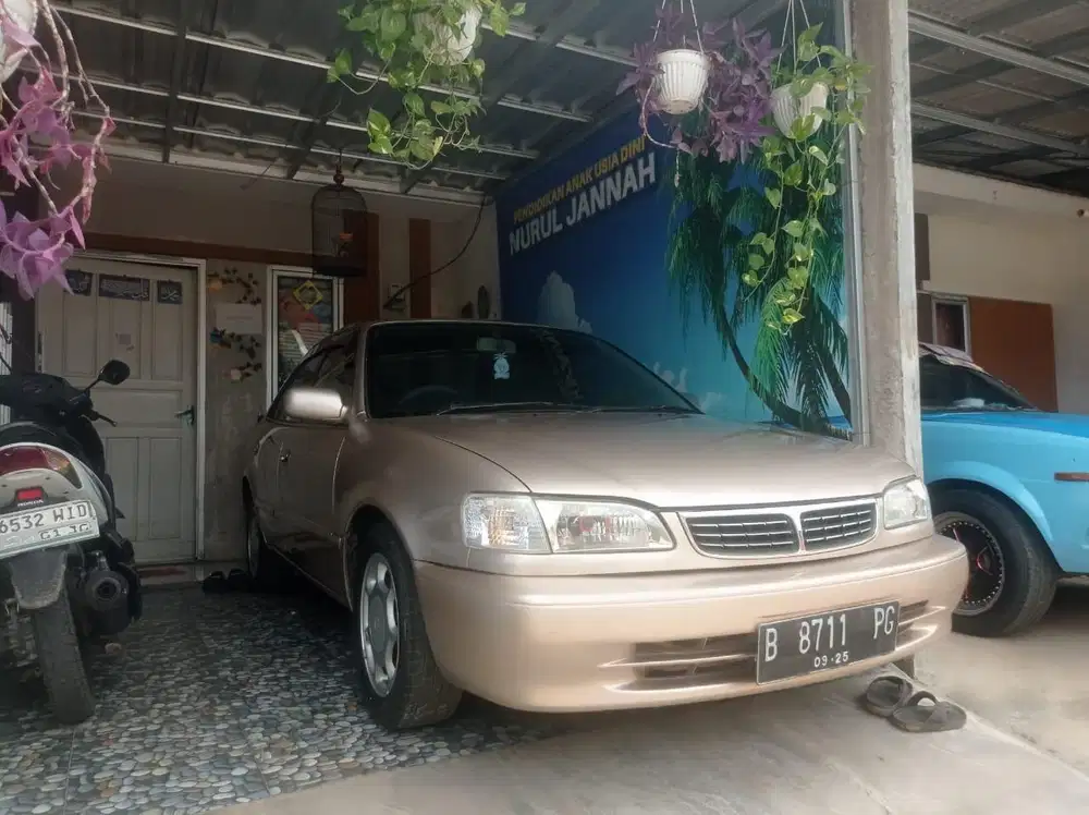 Mobil Legend All New Manual 1800cc Tahun 2000