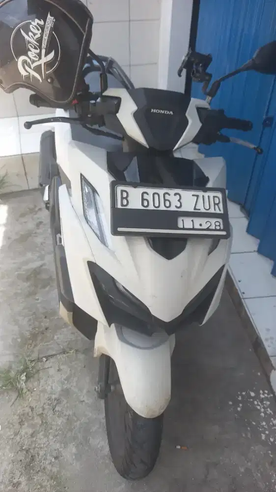 Honda vario 160 2023 KM 9RB mulus ori