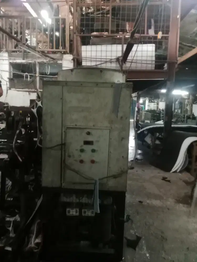 Dijual Chiller 5 PK (jual di tempat)