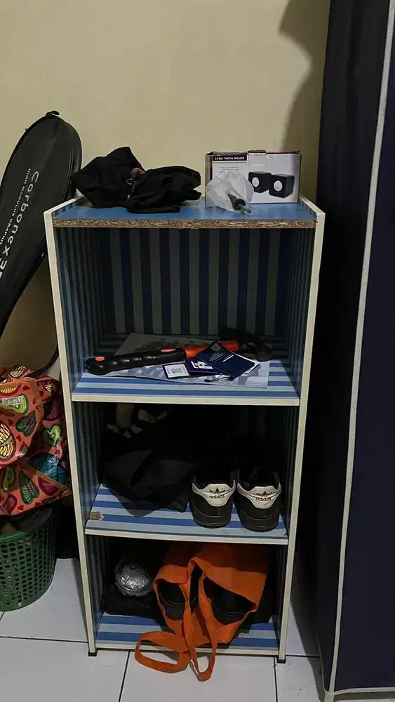 Rak Buku kayu merek BIG PANEL