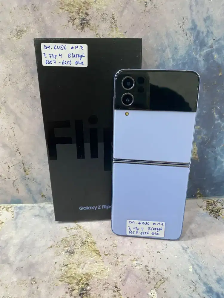 Samsung Galaxy Z Flip 4 8/256Gb Blue Resmi SEIN