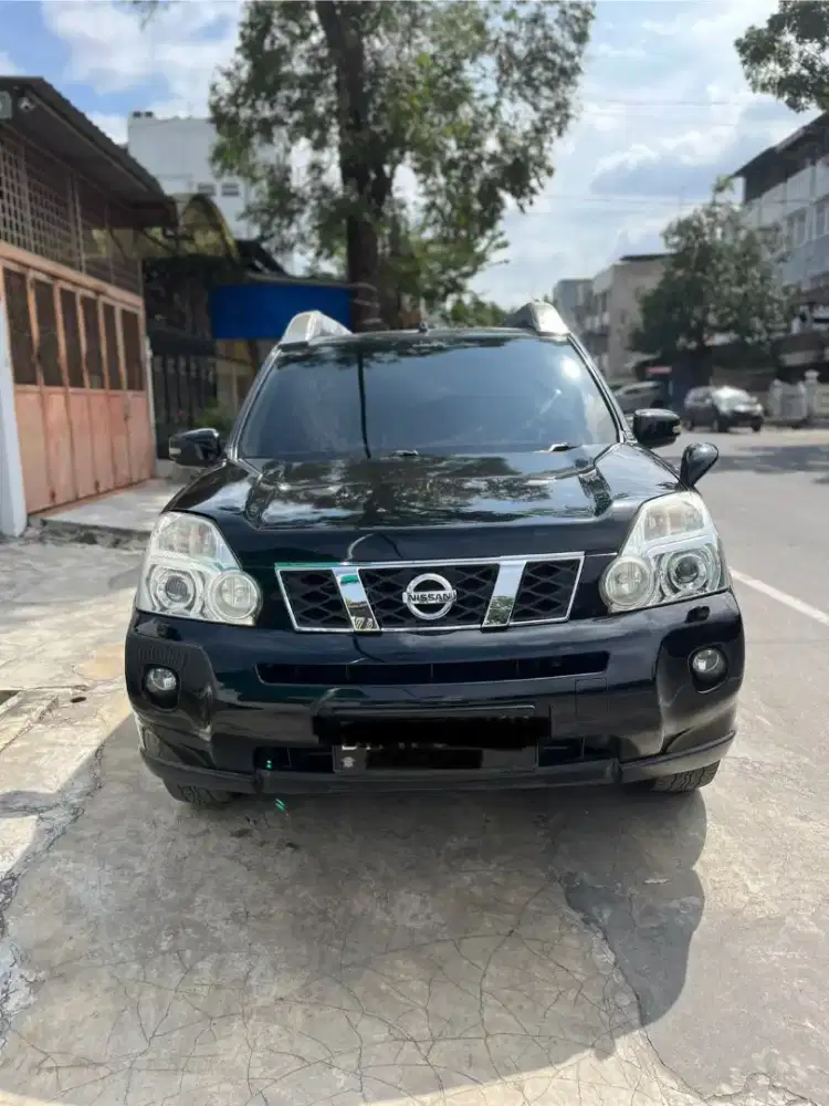 Xtrail nissan matic 2010 murah