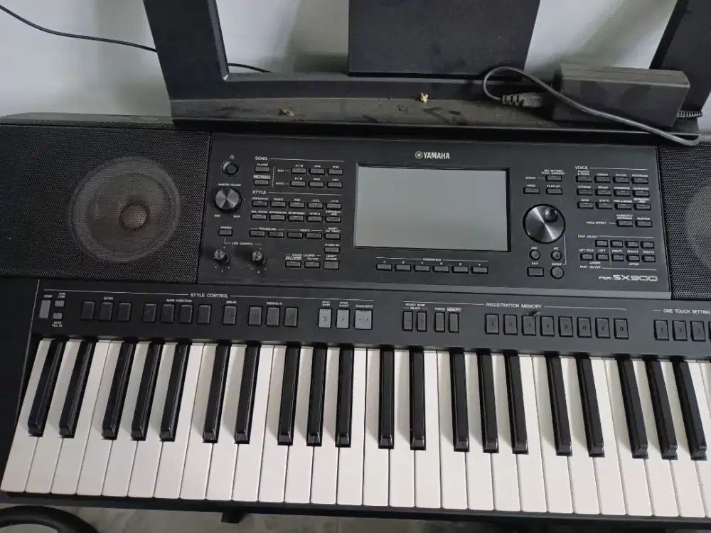 Dijual Yamaha PSR SX 900 BU