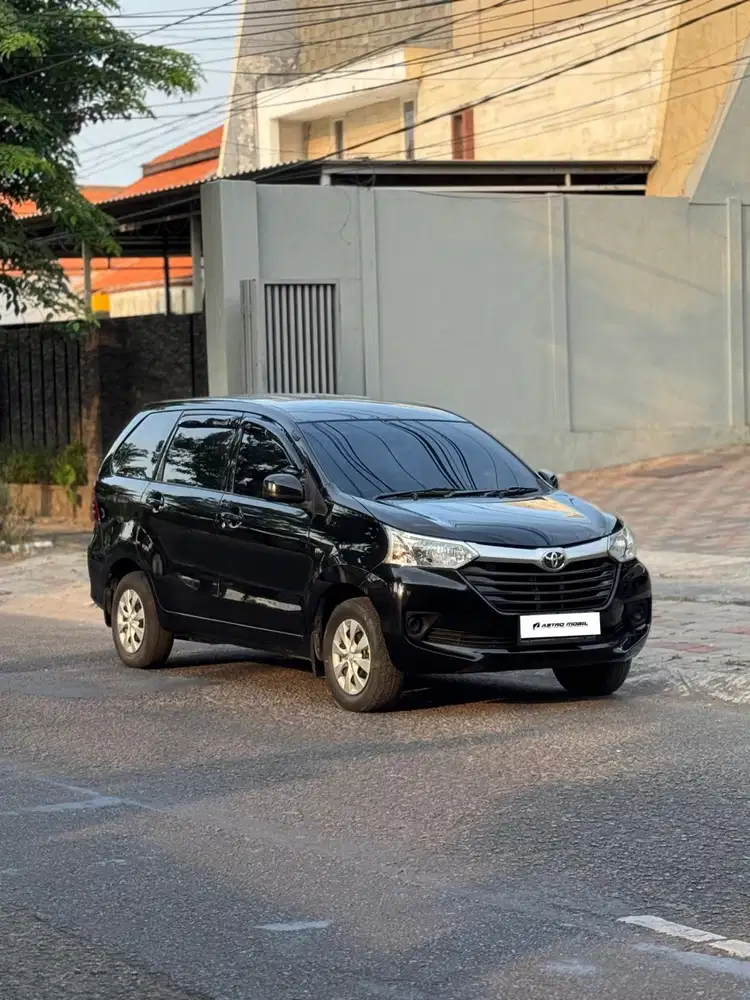 AVANZA E 2017 / 2016 Hitam Manual Bagus Bekas Kredit Surabaya Murah
