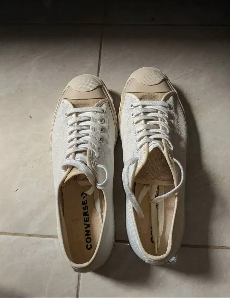 Converse JP Putih/Pale UK 43