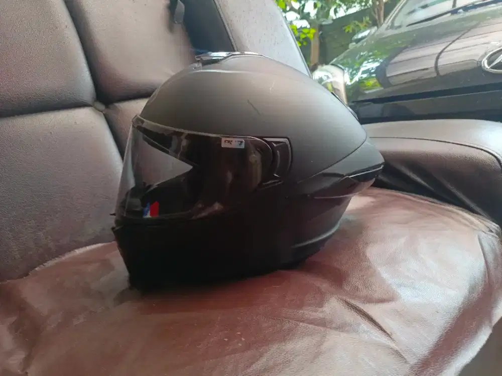 Helm NHK 300 nego