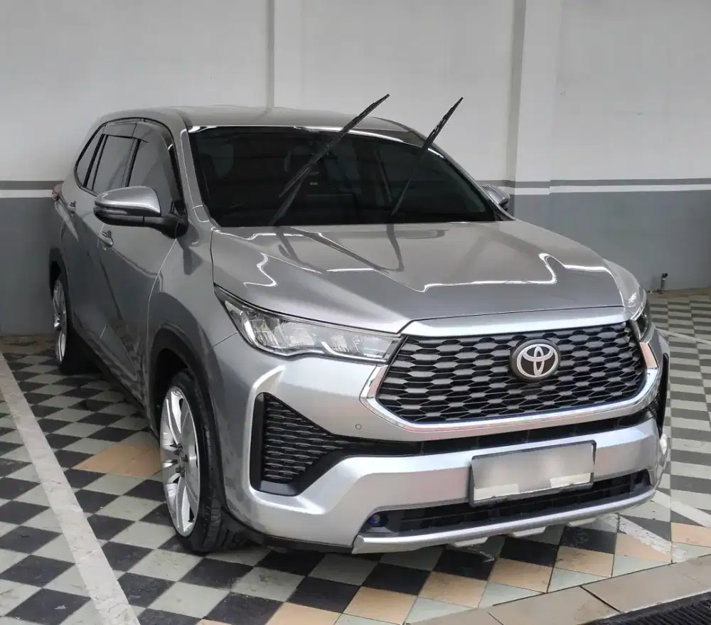 Toyota Kijang Innova 2023 Bensin