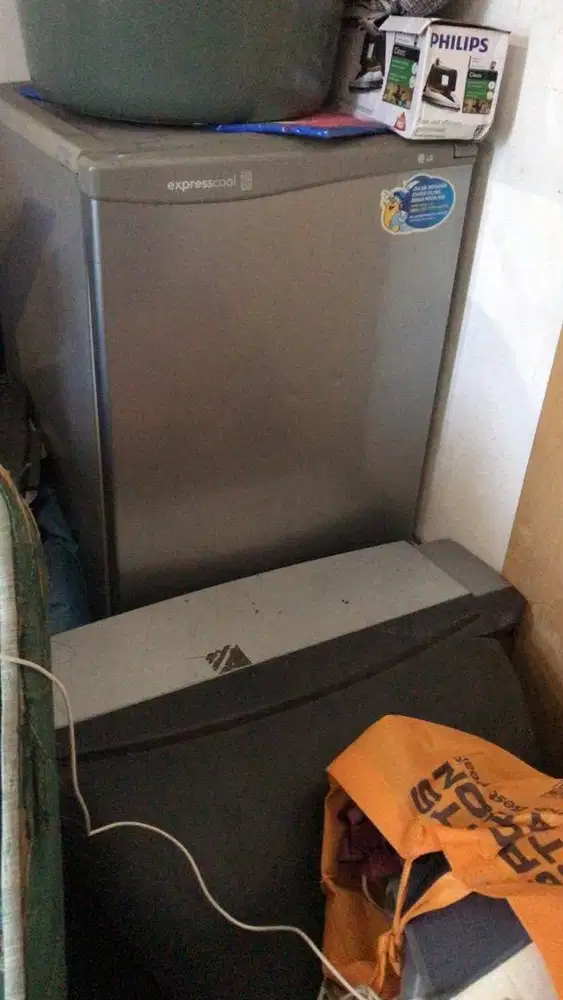 Di jual barang electric 2 ac,1 kulkas