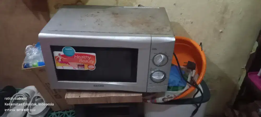Microwave Sanyo low 400watt