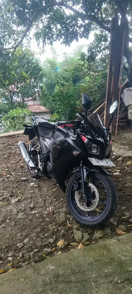 Dijual CBR 150 K45A Lokal Tahun 2015