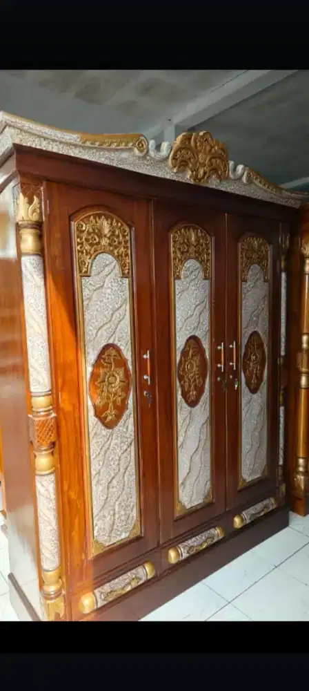 Lemari Pakaian 3pintu Motif Marmer