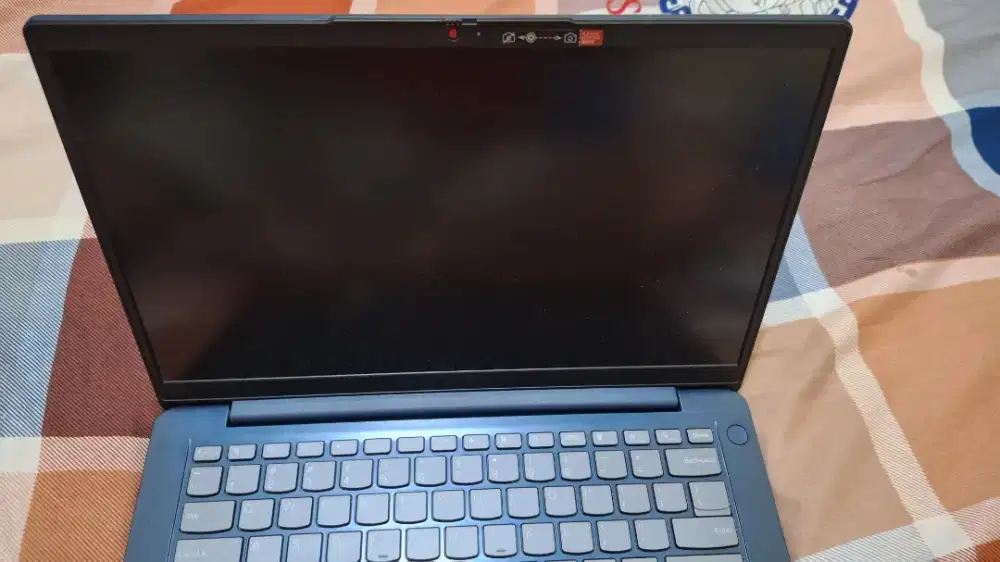 Laptop Lenovo Ideapad Slim 3 Ryzen 3 5300U