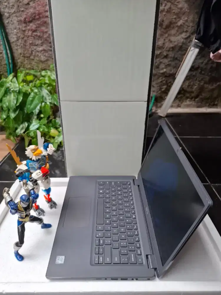 Laptop Dell 3410 Intel Core i3 Gen 10 Like New Siap. Pakai