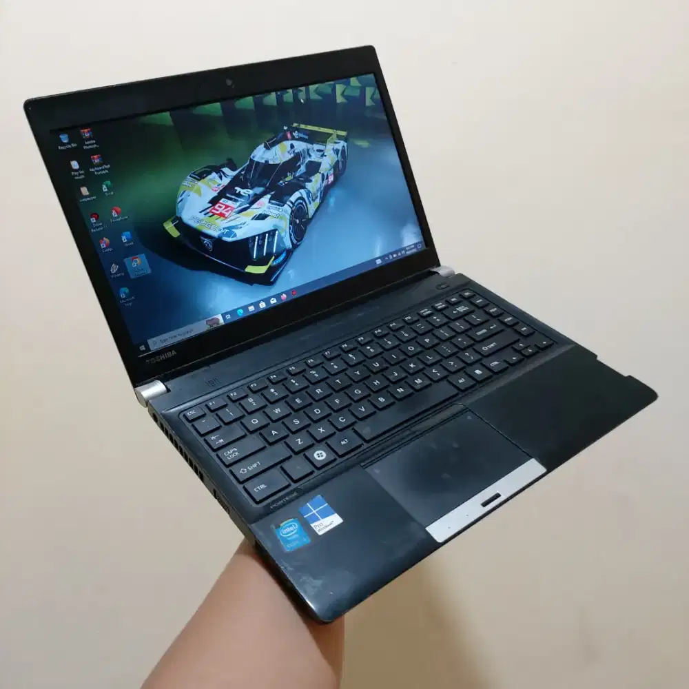Toshiba Portege R30 Intel Core i5 Haswell Gen 4 Siap Pakai