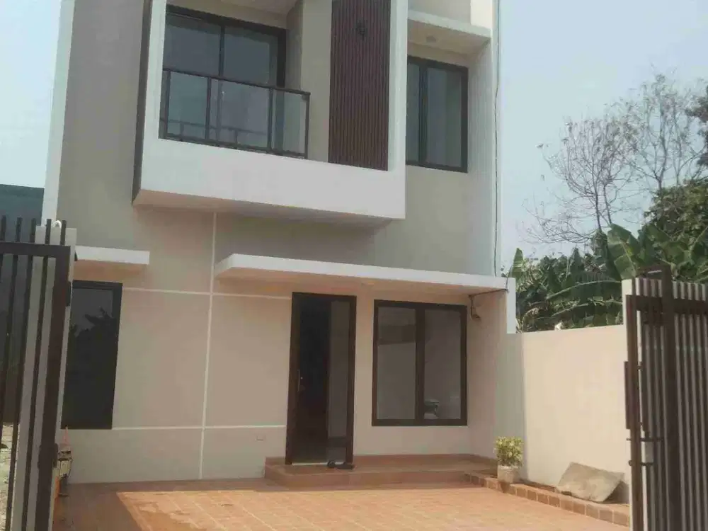 Rumah gaya scandinavia 1,6M  2 lantai dekat sekali ke tol jatowarna